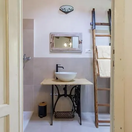 Con Piscina E Giardino - Olivo * Ghizzano