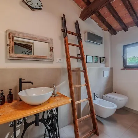 Con Piscina E Giardino - Olivo *